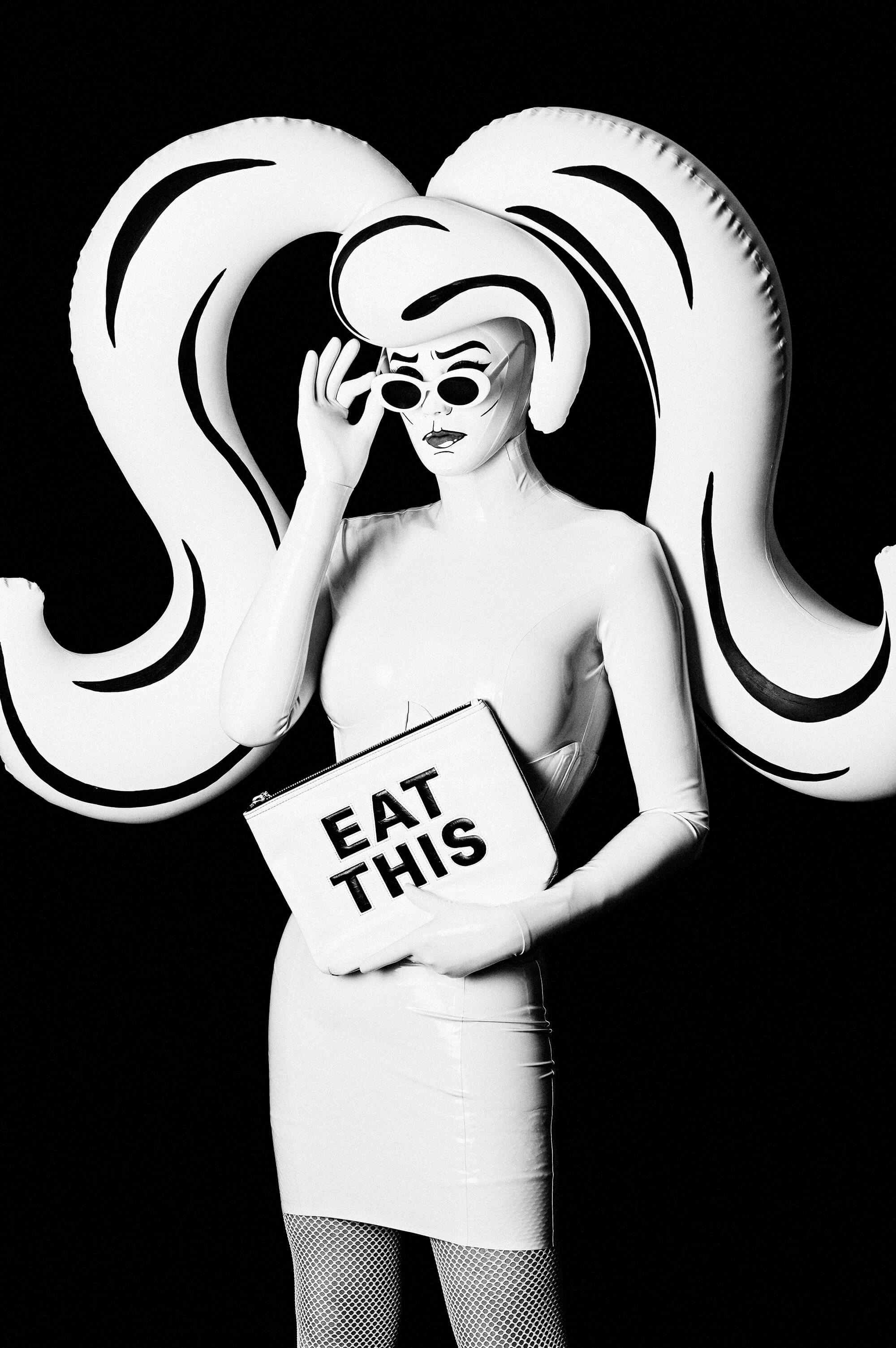 CHRISSIE SEAMS / EAT THIS